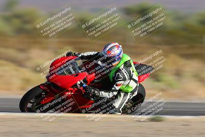media/Oct-06-2024-Race Pace (Sun) [[d7d39ec7ad]]/3-Turn 2 Inside Pans (8am)/
